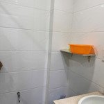 Bán căn hộ chung b5 đường khánh hội. phường 3 q. 4. 83m2 ..2pn..2 2wc. lầu cao view đẹp thoáng