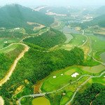 Chuyển nhượng sân golf tiêu chuẩn quốc tế, vị trí đẹp, doanh thu khủng, pháp lý đầy đủ. giá bán 2000 tỷ