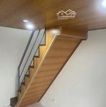 Quá hiếm bán nhà sài đồng 30m2 giá bán 1,1tỷ 2 phòng ngủ - đủ công năng sổ đỏ chính chủ không quy hoạch