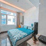 Studio cửa sổ trời, full nội thất, thang máy