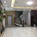 Cho thuê tòa nhà đặng ngũ hỷ dt 100m2 x 5t, thang máy, 25 tr/th