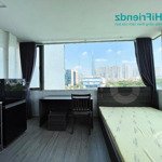 Trống studio 20m2 full cửa sổ kính full nội thất trên đường trần não