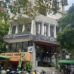 Mp trung hoà-vũ phạm hàm,thông sàn,thang máy dt400m x 3t,hầm,thiết kế xịn tiện nghi. 0966022555