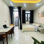 Thuê ngay studio 35m2 tại phùng văn cung gần khu ẩm thực phan xích long. giá bán 7 triệu7. liên hệ: 0909397366