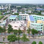 Lô đất đẹp trước cổng trường tiểu học mới xây (135m2 ) xây dựng ngay