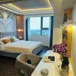 Chính chủ cần cho thuê căn hộ 2pn2wc 30 triệu 77m2 tại the opera residence, thủ thiêm, q2, hcm