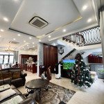 Bán biệt thự vip đặng thùy trâm, chỉ 32 tỷ, 200m2, bình thạnh, hcm. giá rẻ