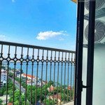 Bán căn chung cư view hồ tây nhìn 2 con rồng hơn 4 tỷ đang cho thuê 15 tr/th