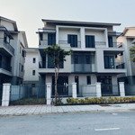 Bán nhanh căn song lập 180m2, dự án centa riverside tại khu đô thị vsip từ sơn, bắc ninh