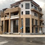 Bán Gấp Nhà 550M2, 4 Tầng, 6 Phòng Ngủ 5 Vệ Sinh Shr, Vay Bank 70%, Nhỉnh 28Tỷ