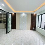 Bán nhà cạnh bệnh viện đức giang, phố trường lâm, 64m, 5 tầng, kinh doanh, oto vào nhà, giá 10,5 tỷ