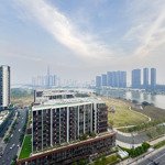 Cho thuê căn 2 phòng ngủ đầy đủ nội thất tầng cao vỉew landmark 81 cực đẹp