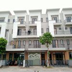 Bán shophouse 4 tầng đối diện khu chung cư tại khu đô thị vsip từ sơn bắc ninh