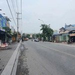 Lô ngang 9m mặt tiền thích hợp mở shop thời trang, thuốc tây