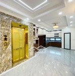 Cho thuê nhà phân lô khu vực phố láng hạ. 80m2 x 7 tầng. nhà mới, thông sàn, có thang máy. 30 triệu/th