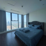 Chính chủ về nước, bán gấp ch 3pn + 1, s: 118m2, tầng cao view trọn sông hồng. pháp ly chuẩn