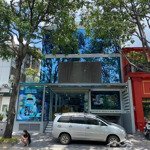 Bán nhà 2 mặt tiền trần hưng đạo - dt: mh: 51m x 44m - 3 tầng - giá bán: 250 tỷ tl tin thật 100%
