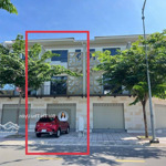 Bán gấp shophouse 3 tầng view công viên, khu tiện ích - ngay mặt tiền db4