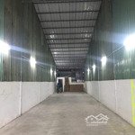 Cho thuê 250m2 có 200m2 kho đường xe container giá 10 tr/ tháng gần vsip 1 - gần vòng xoay an phú