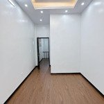 Nhà đẹp đón tết! lạc long quân dt 37m2, 5t, gần phố, ngõ thông 4m chỉ 6.8 tỷ