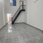 Nhà cho thuê 82m2, phòng khách nhà bếp 3pn, 2wc