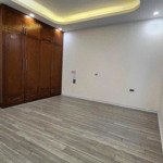 View phân lô bộ giáo dục ngõ 132 võ chí công, dt 50m2, 7 tầng, thang máy, gara oto, giá nhỉnh 21 tỷ