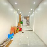 Cho thuê nhà tựu liệt, 30m2 x 4 tầng, 4 ngủ, chỉ 7.5 triệu