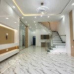 Bán nhà gần làng đại học quốc gia, giá rẻ 1 tỷ/85m2, cho thuê 8tr/th, dĩ an, bình dương shr