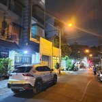 Gấp bán nhà mặt tiền 5 tầng thiết kế chdv 10pn thu nhập 45tr/tháng