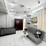 Cho thuê studio ban công 35m2 trung tâm quận 1. giảm 1tr/tháng suốt hđ. lì xì 500k