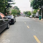 Nhà mặt tiền đường 12m, đỗ xuân hợp, plb. dt 160m2 - 6,9x19m, 10p thuê 24tr/th. giá 10,8 tỷ còn tl