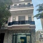 Nhà hoàn công gần tttm aeon thuận an bình dương