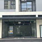 Cho thuê shop vinhomes mở spa 51m2 giá bán 15 triệu/tháng