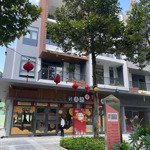 Bán shophouse tại thành phố mới bình dương, 80 triệu / m2, 100 m2, đẹp, nhiều tiện ích