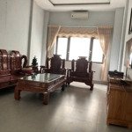 Cho thuê nhà 4 tầng mt dương đình nghệ gần ngay vincom