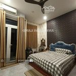 Nhà đẹp 3 tầng nội thất xịn ngay lã xuân oai - hẻm xe hơi 6m - pháp lý chuẩn chỉnh.