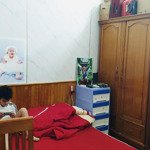 Chính chủ bán căn hộ 3pnx2vs, sổ 74m2, thực tế 90m2, nhỉnh 4tỷ, ở kđt trung hoà nc, tiện ích đầy đủ