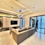 Bán căn hộ 2pn landmark 81 view sông đẹp, sẵn sổ hồng, loại căn lớn 94m2 rộng rãi thoáng mát