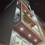 Bán nhà đẹp, siêu phẩm, cách 1 nhà ra mặt phố trạm 62m2, 8 tầng full nội thất