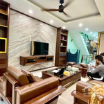 Siêu hiếm - phân lô 68m2 - ôtô tránh - thang máy - phùng chí kiên 19.8 tỷ cầu giấy. 0936993288