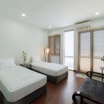 Nhà vị trí vip q1, 6 tầng, 8 phòng ngủ 7 vệ sinh dt(4,1x14,6)m,cn 63,8m2, dtxd: 280m2,có thang máy.