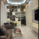 Nhà đẹp - ngõ thông - full nội thất hịn, ở luôn - lệnh cư - toàn thắng - đống đa