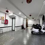 Tòa căn hộ phố hoa bằng 66m2, 6t thang máy, mt5.6m cực đẹp thu 90tr/tháng ô tô vào