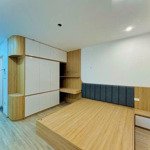 Bán nhà đường hồng mai. nhà đẹp, lô góc gần ô tô giá chỉ nhỉnh 5 tỷ.