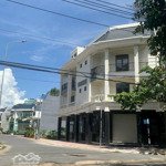 Bán lô shophouse giá 4 tỷ 8. đất 1 tỷ 8