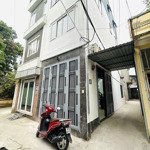 Nhà gần time city, gần cầu vĩnh tuy, cảng bạch đằng, lô góc 3 thoáng 6 ngủ dân xây. 5,5 tỷ oto 20m