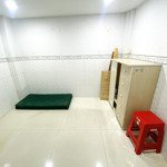 Phòng thoáng giá tốt q. phu nhuan