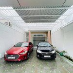 Bán nhà mặt phố lạc long quân, 4,95 tỷ, 189m2, 3pn, 4wc, đông bắc, vũng tàu