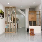 Chính chủ bán gấp nhà tân hương, chỉ 4tỷ9 tl, hẻm ô tô 7 chỗ, 42m2(4x11), 3 tầng, 3pn