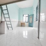 Phòng trọ tiện nghi có gác, thang máy ngay sau etown ch, trường chinh - tân hải